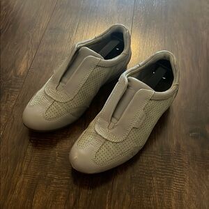 Cole Haan/ Nike Ladies Beige Slip-On Shoes Size 8